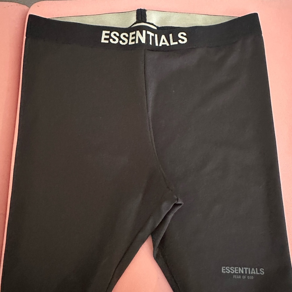 Essentials Fear of God Black Waistband Leggings
